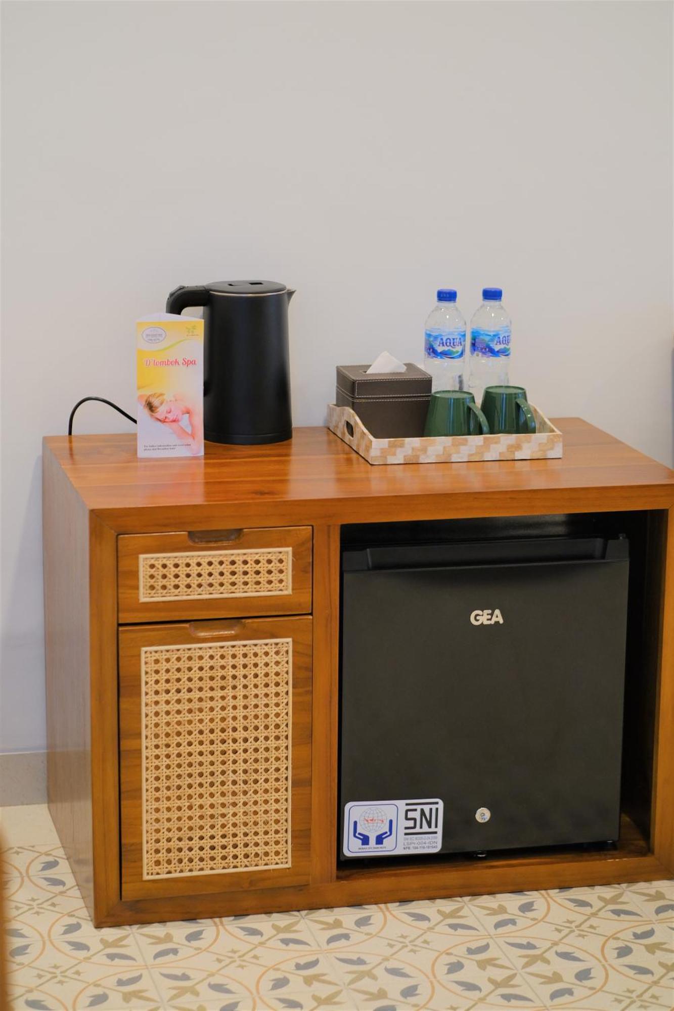 Ceria Hotel At Alun Alun Yogyakarta Room photo