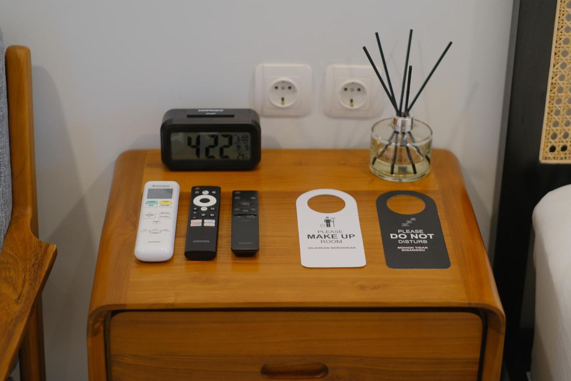 Ceria Hotel At Alun Alun Yogyakarta Room photo