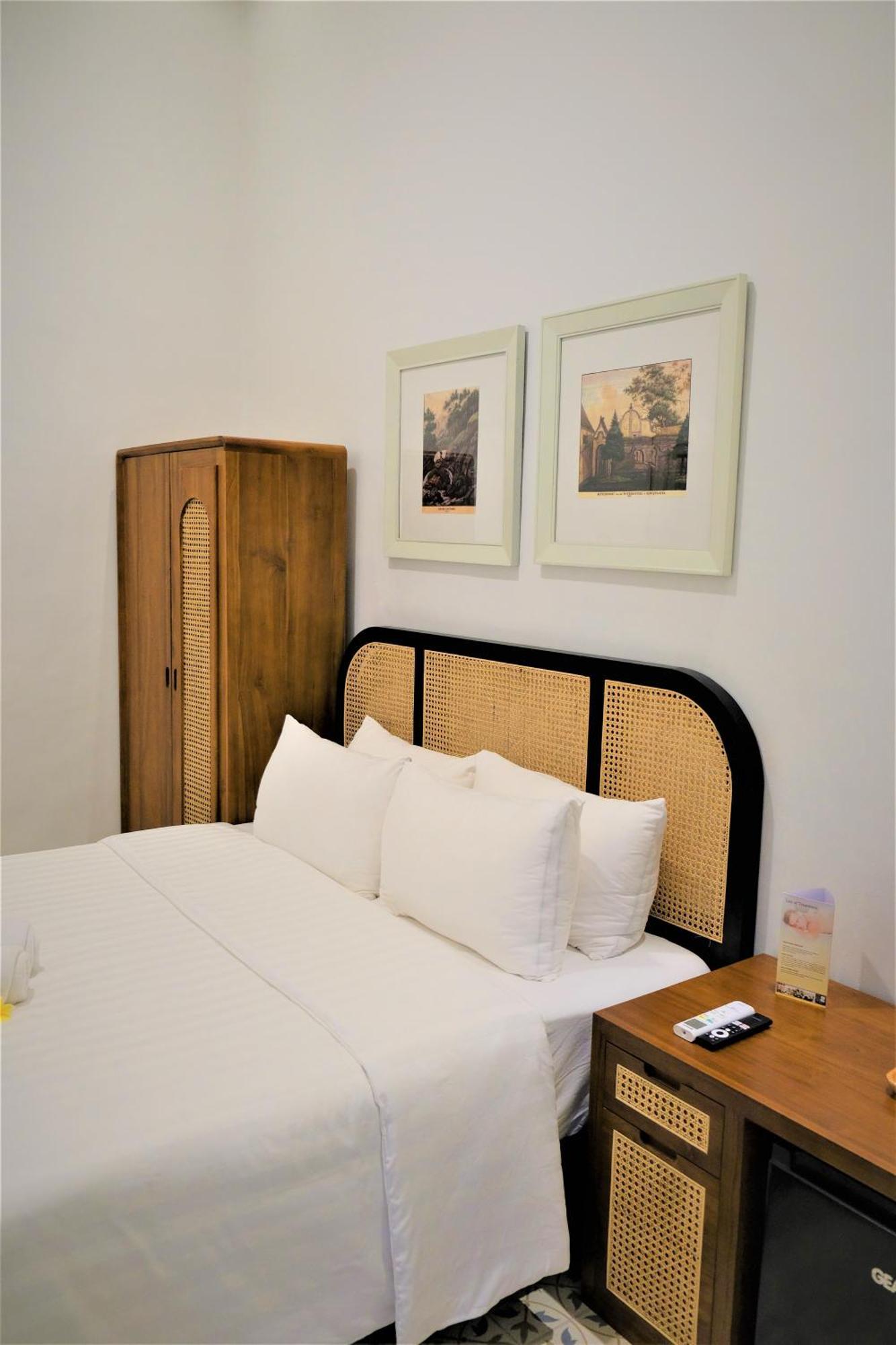 Ceria Hotel At Alun Alun Yogyakarta Room photo